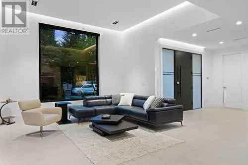 Luxury 4-Bedroom Home for Sale in Edgemont Village North Vancouver