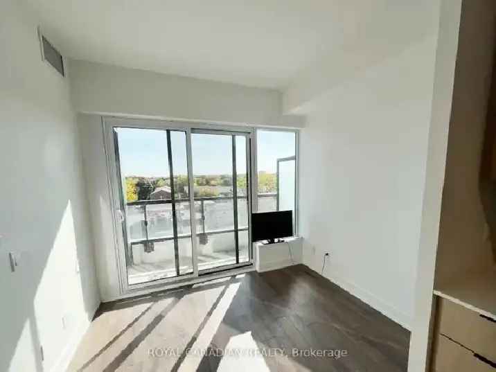 LOCATION! Condo For Lease close to Scarborough Town Centre