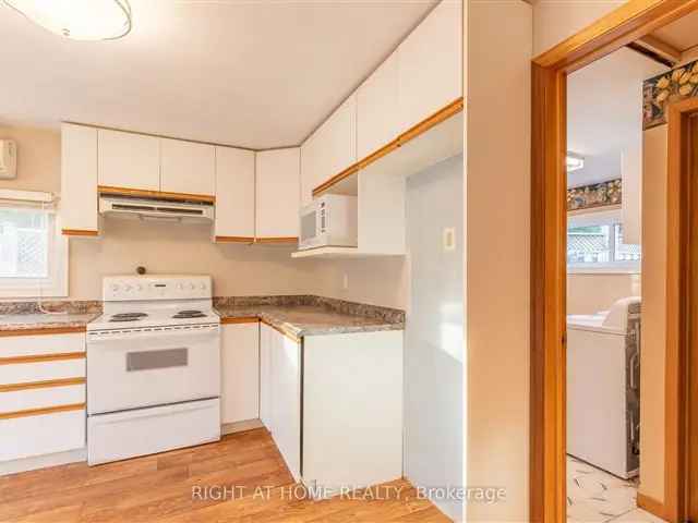 Charming 2-Bedroom Bungalow in New Lowell