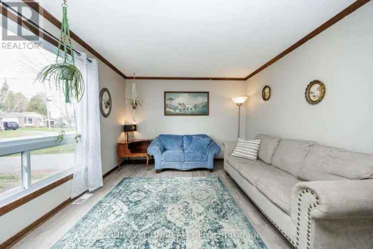 5 Bedroom 3 Bathroom Multi Generational Home with Workshop and Chicken Coop