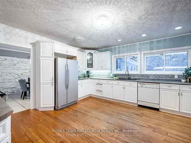 House For Sale in Kawartha Lakes, Ontario