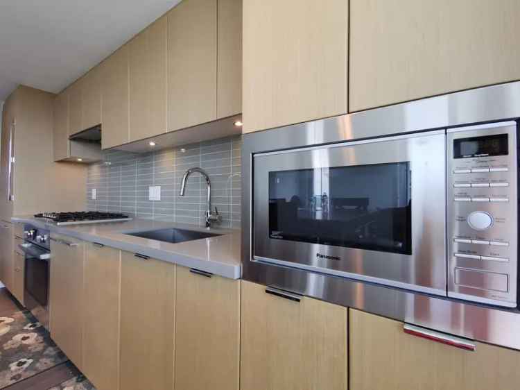 A $919,000.00 Apartment/Condo with 2 bedrooms in West Cambie, Richmond