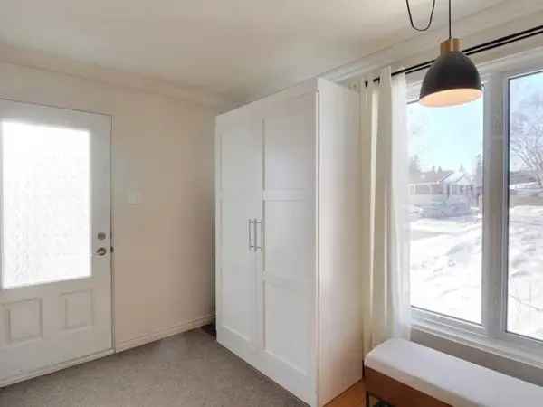 4 Bedroom Bungalow Near Schools and Amenities