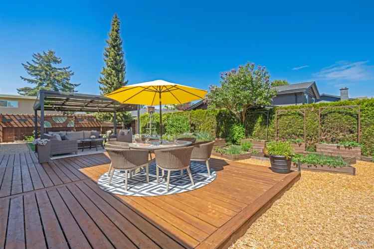 Spacious 3 Bed 3 Bath Home in Aldergrove Langley