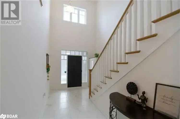 70 SHIPLEY Avenue House in Collingwood 5 Beds 31 Baths