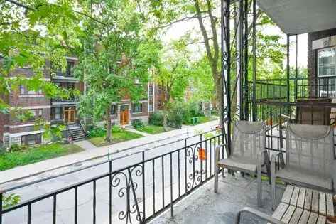 8 rooms apartment of 145 m² in Montreal