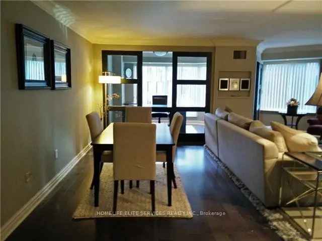 Condo For Rent in 33, University Avenue, Toronto, Ontario