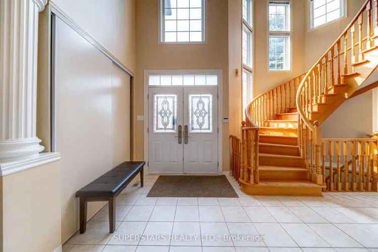 Luxury Detached Home in Rough Woods  - 4 Beds, 3 Baths