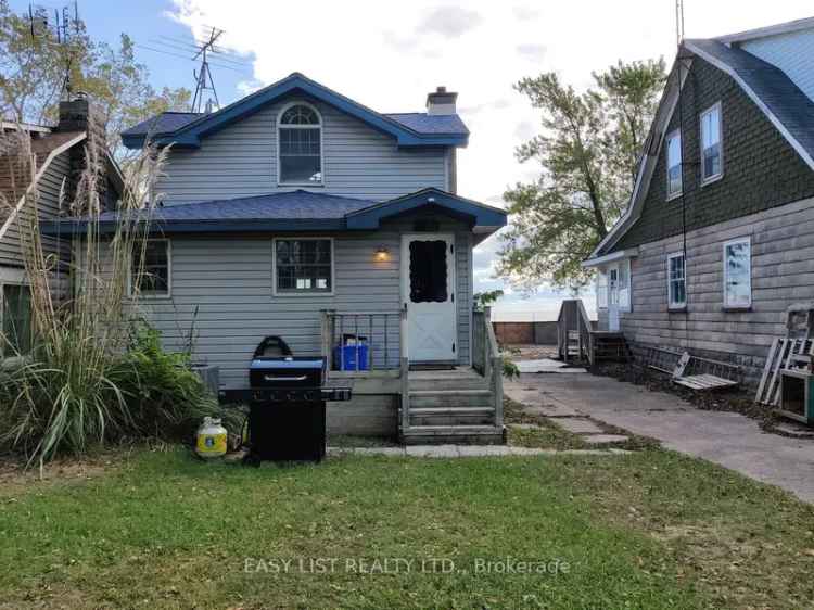 House For Sale in Kingsville, Ontario