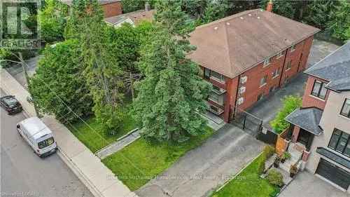 6-Unit Multiplex Investment Opportunity in Long Branch Toronto