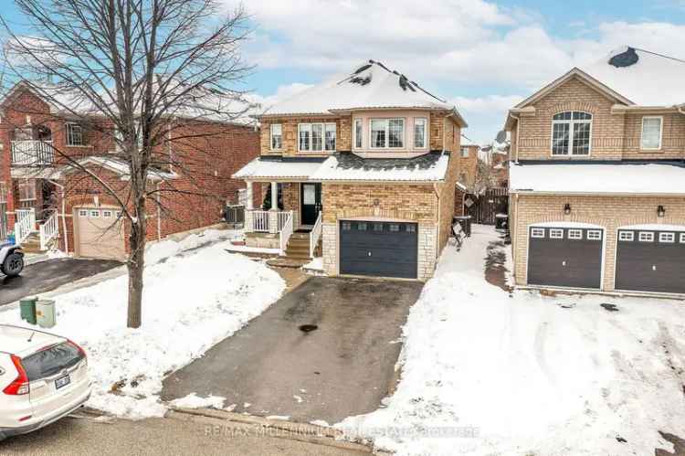 House For Sale in 8, Pardon Avenue, Whitby, Ontario