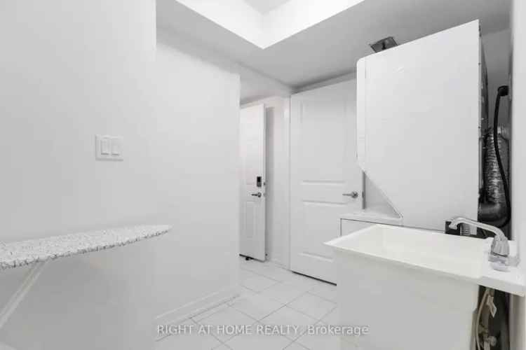 Brand New Modern Freehold Townhome for Sale in Toronto