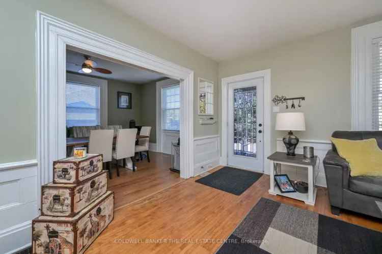 Charming 5-Bedroom Home in Thornton Village