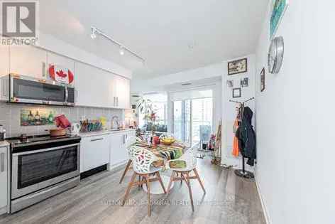 2 rooms apartment of 485 m² in Toronto