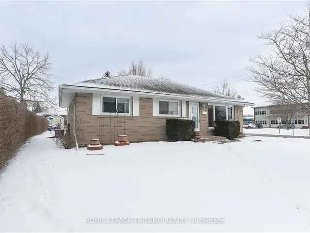 Spacious 3-Bedroom Bungalow with Updates Near Elgin Court Elementary