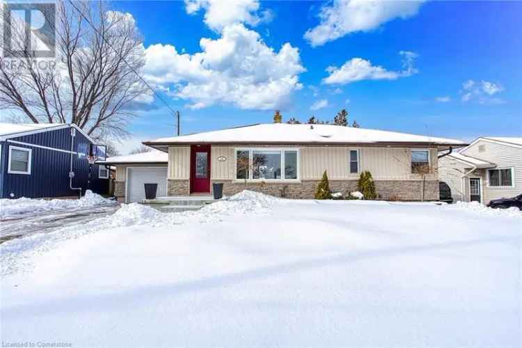 Beamsville Bungalow Modern Renovation Family Home