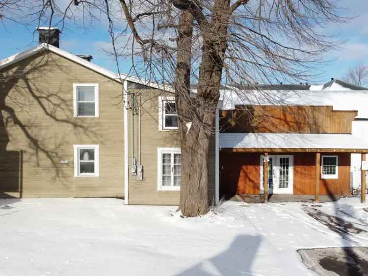 Two or more storey for sale, 881, Rue St-Isidore, Saint-Lin/Laurentides - Proprio Direct