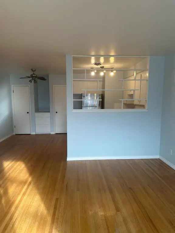 Condo For Sale in Vancouver, British Columbia