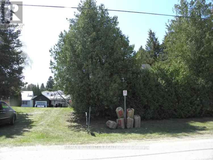 Ipperwash Beach Cottage 5 Bedrooms 2 Bathrooms Family Friendly