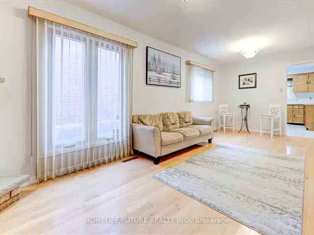 Erin Mills 3-Bedroom Home Near Top Schools and UTM