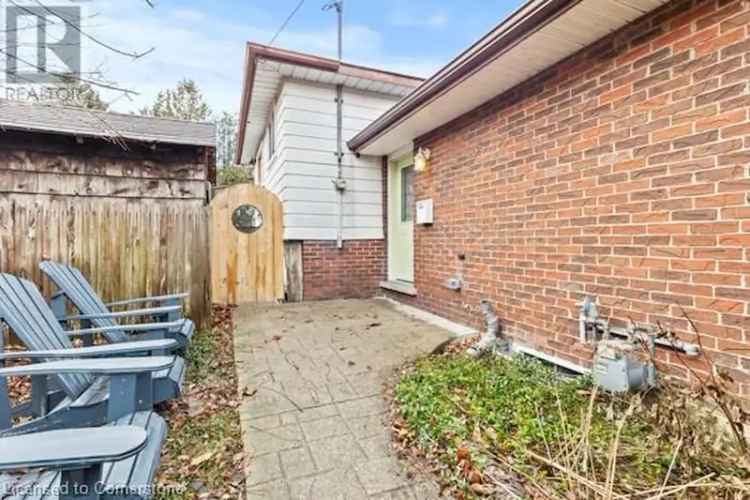 House For Sale in 1, Glendee Court, Hamilton, Ontario