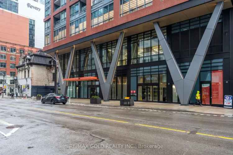 Rent Luxury 2 Bed 2 Bath Condo in Downtown Entertainment District