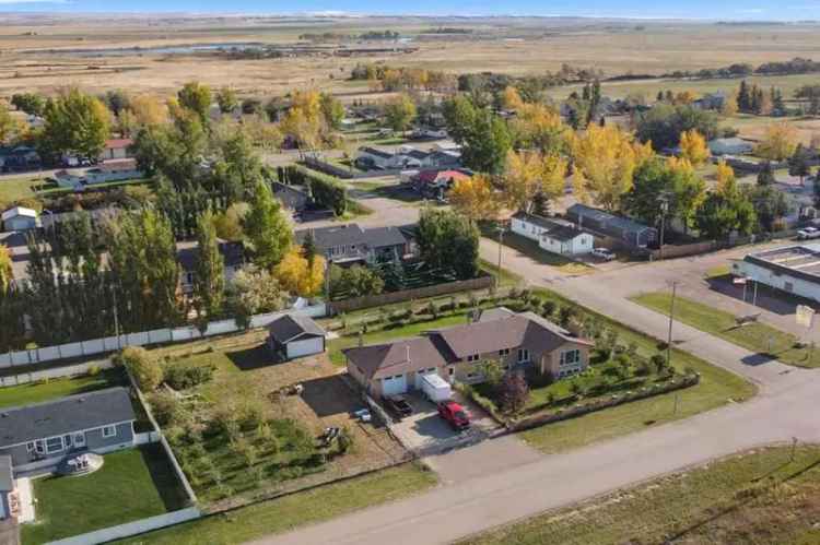 House For Rent in Seven Persons, Alberta