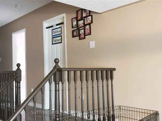 House For Sale in Barrie, Ontario