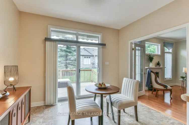 Townhouse For Sale in Unorganized South Nipissing, Ontario