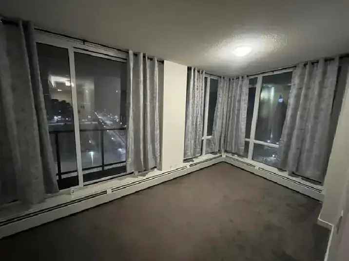 1 Bedroom Condo Available Immediately! Utilities Incl, Gym.