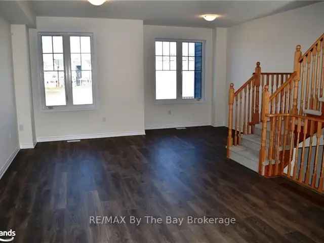 Townhouse For Rent in Wasaga Beach, Ontario