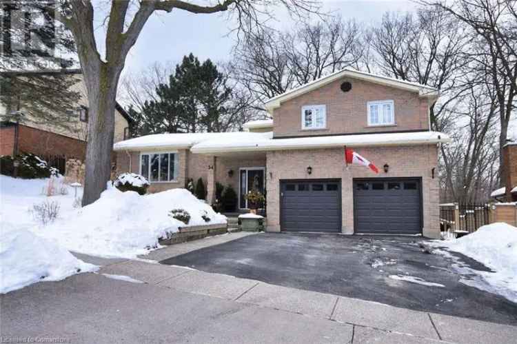 Cambridge Family Home 3 Beds 2 Baths Double Garage Finished Basement