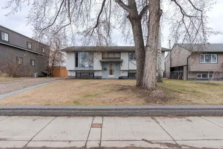 4-Bedroom Home with Huge Lot and Detached Garage
