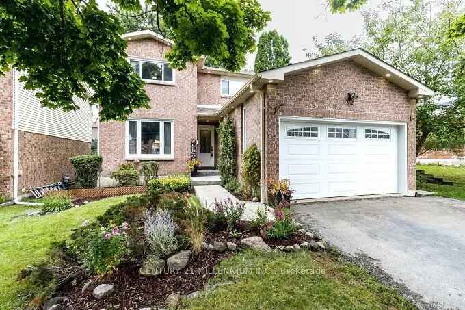 Wonderful Family Home Fully Renovated Near Schools and Transit