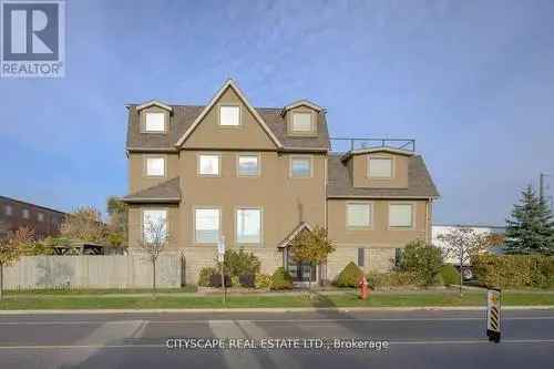 House For Sale In Lakeview, Mississauga, Ontario