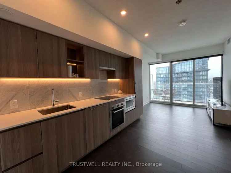 Rent One Bedroom Lakefront Condo With City Views Downtown