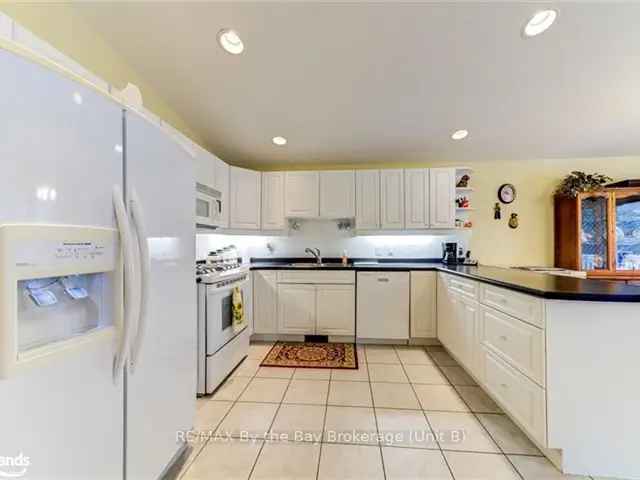 House For Sale in Brampton, Ontario