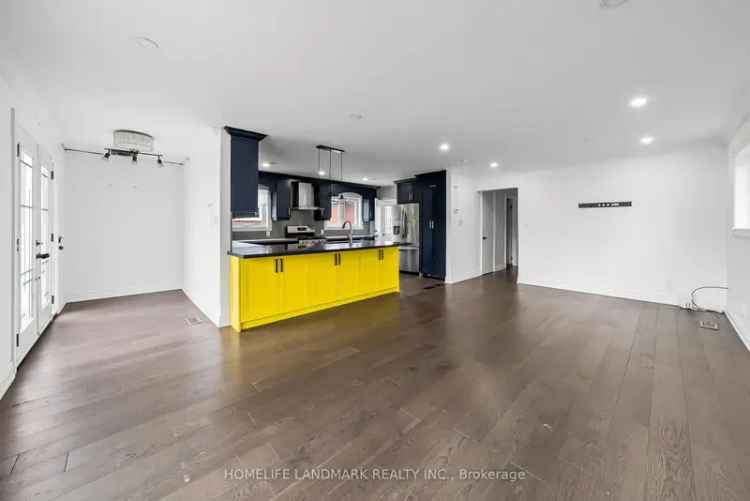 Detached House on Large Lot in Quiet Location