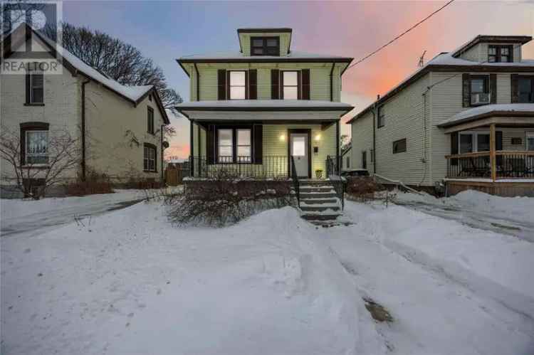 3 Bedroom 2 Bathroom Home Sarnia South