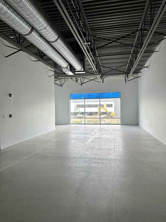 Commercial property For Rent in Edmonton, Alberta