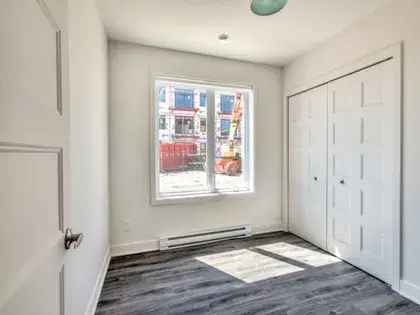 1 room apartment of 71 m² in Montreal