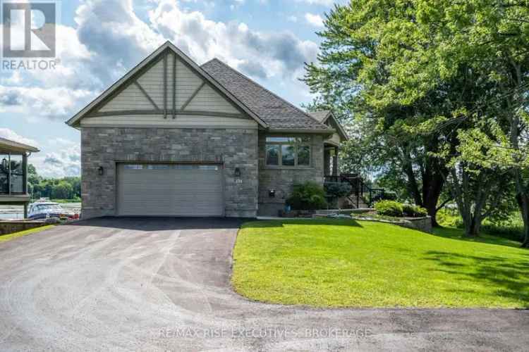 Luxury Waterfront Estate on Napanee River