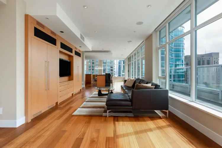 1901 480 ROBSON Street in Vancouver: Downtown VW Condo for sale in “R & R” (Vancouver West)  : MLS®# R2949959