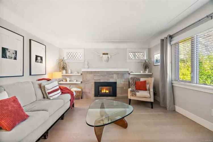 5 Bed 3 Bath Fairfield Home Near Glenlyon Norfolk School