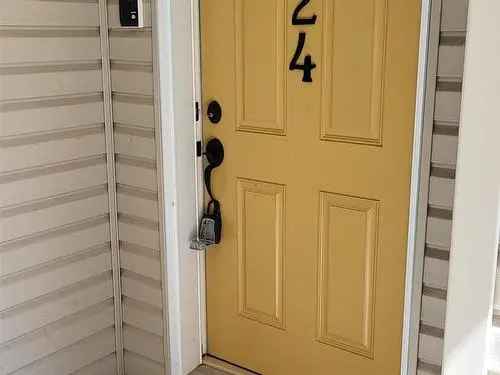 Townhouse For Sale in Edmonton South Terwillegar