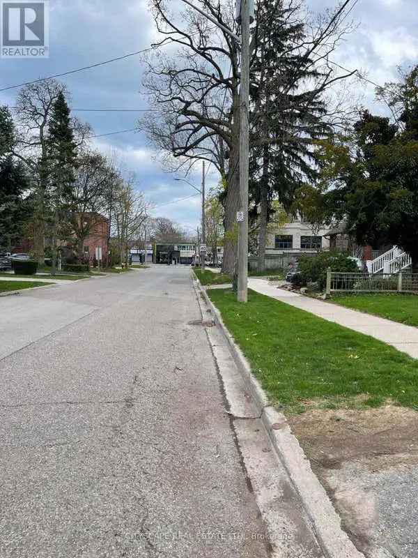 Great Port Credit Lot - Build Your Dream Home