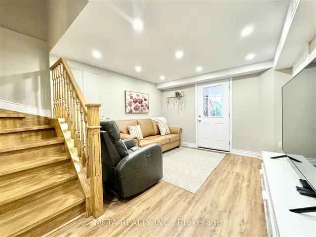 Cozy Basement Unit near Square One