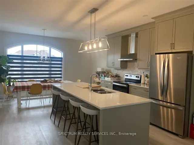 Furnished 3-Bedroom Townhouse Near Western University