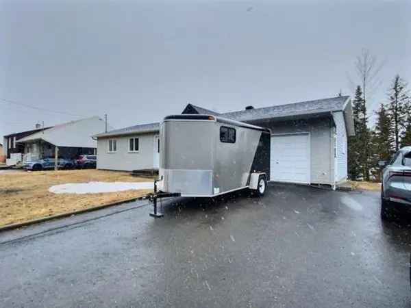 3-Bedroom Bungalow for Sale Near Lac Pohénégamook
