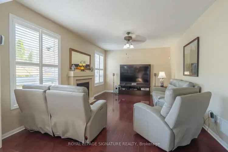 4 1 Bedroom 3 5 Bath Home in Lisgar Near Pond